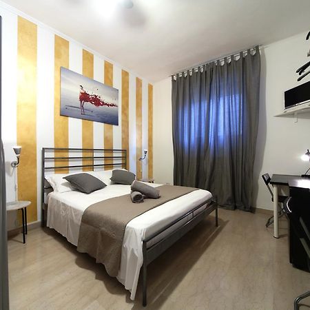 Il Sole Hotel Трани Екстериор снимка